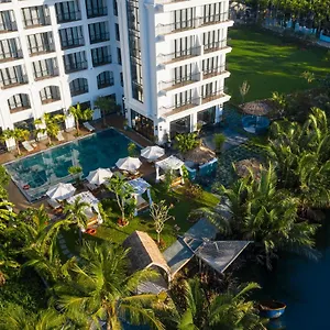 Hotel Shining Riverside Boutique & ****